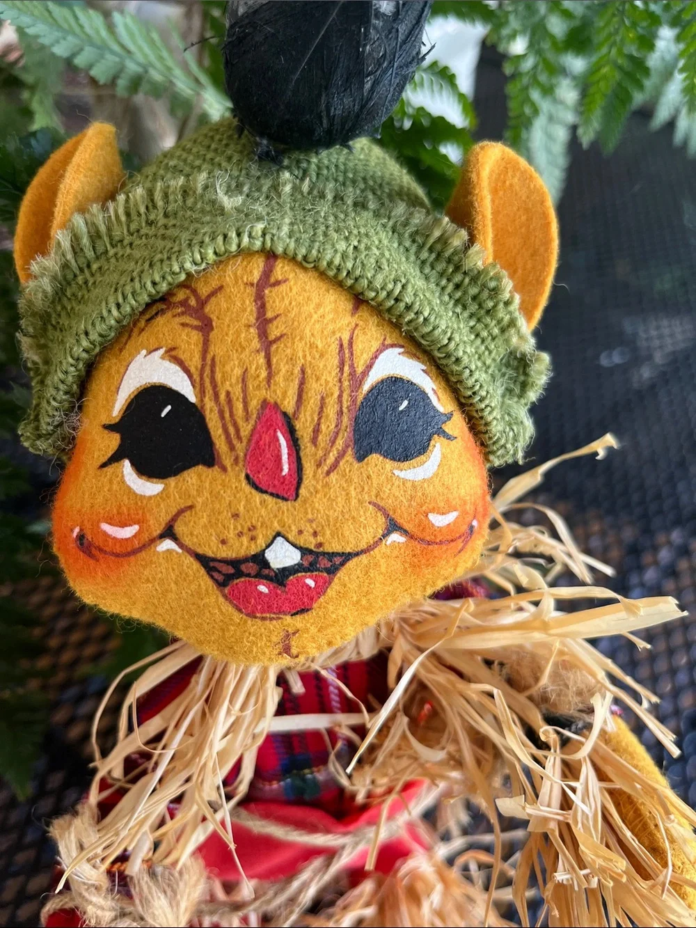 2004 Annalee 10” Scarecrow Mouse W/Crow On Head Thanksgiving Autumn Doll